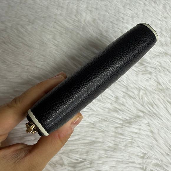 Kate Spade New York  Black Zip Around Wallet - Picture 3 of 11